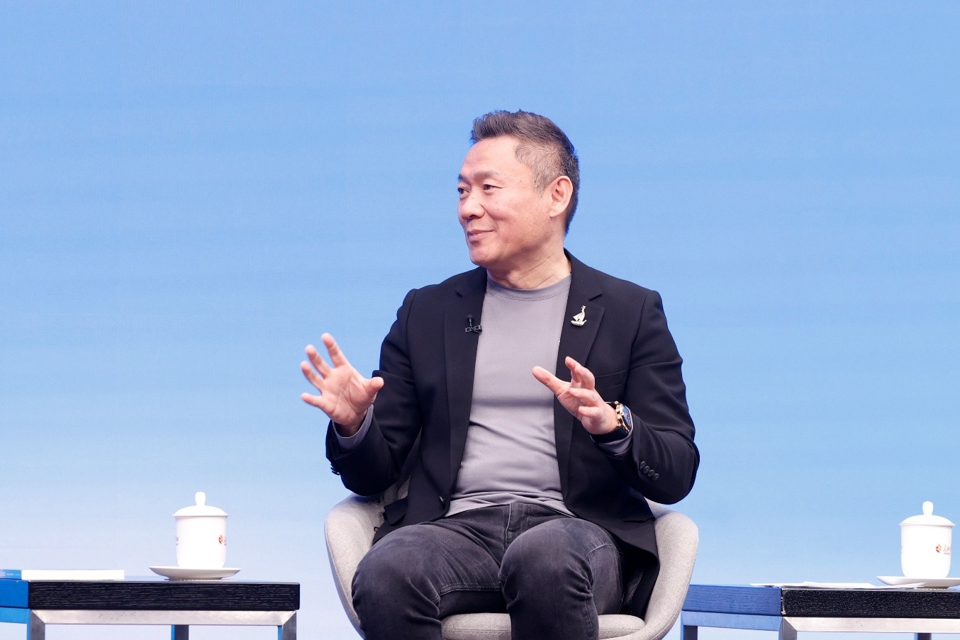 访谈嘉宾:原新浪高级副总裁新浪体育总经理魏江雷(2016年马拉松十大跑步人物)