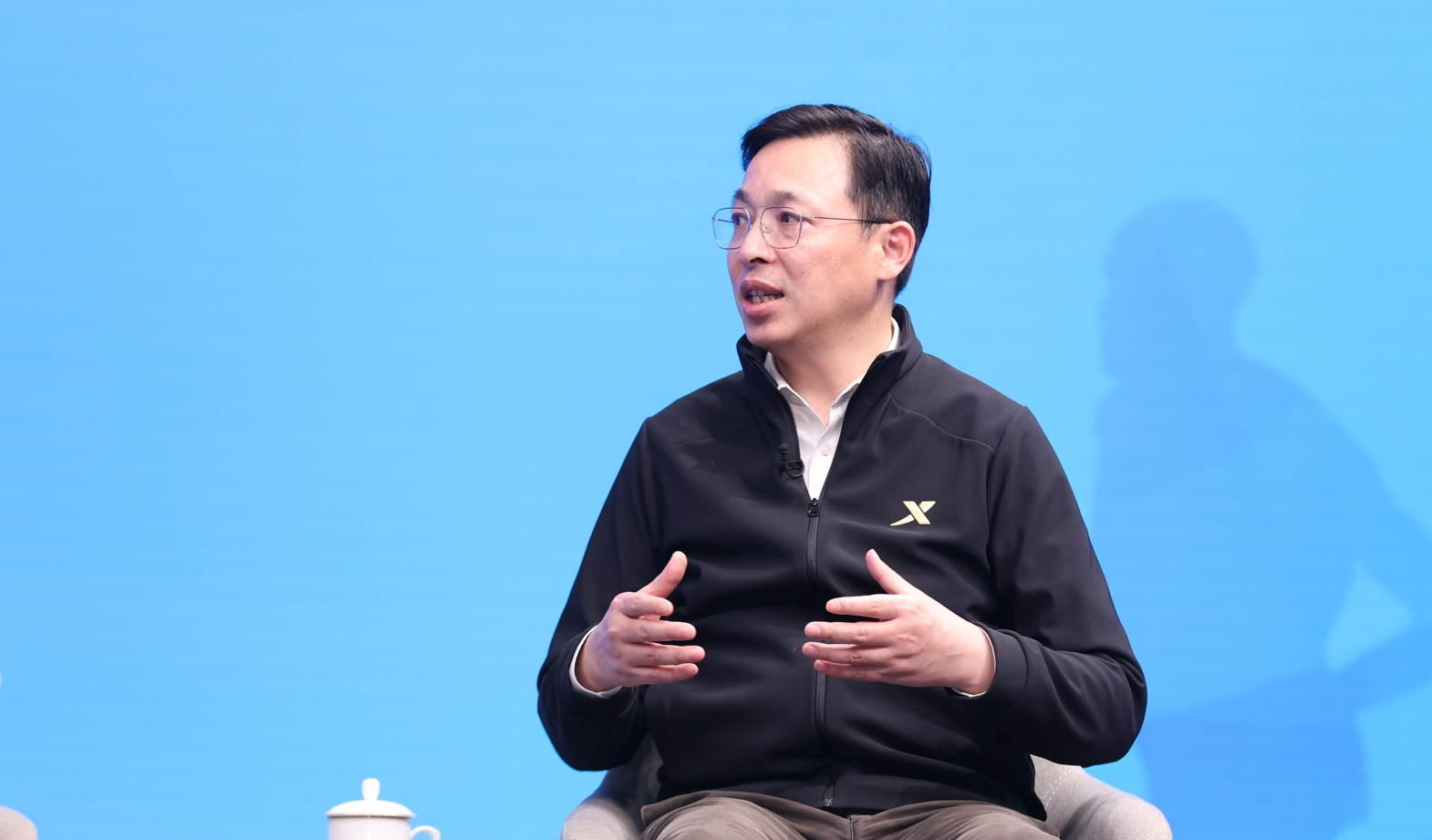 访谈嘉宾:特步(中国)有限公司、特步品牌事业部高级副总裁戴斌