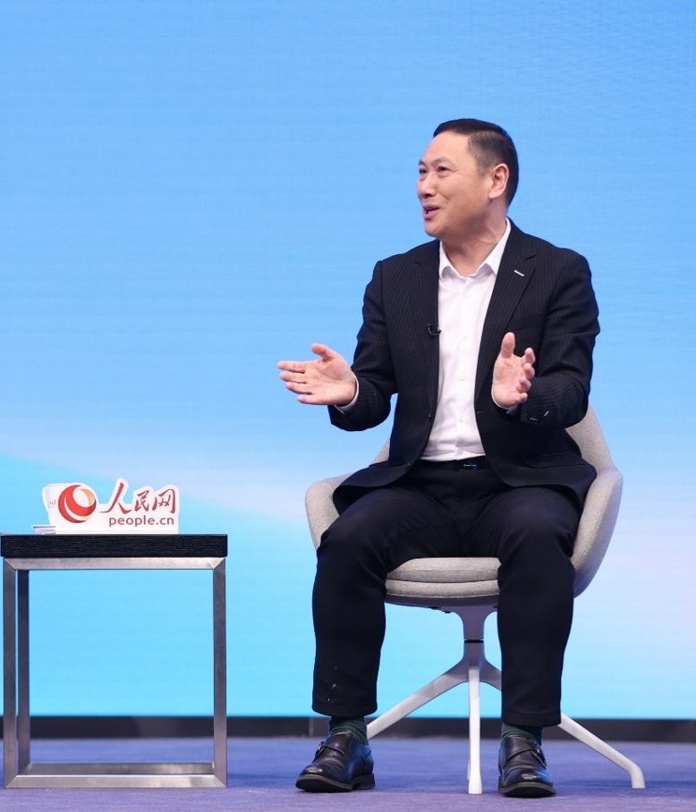 访谈嘉宾：重庆重马体育发展有限公司董事长李伟